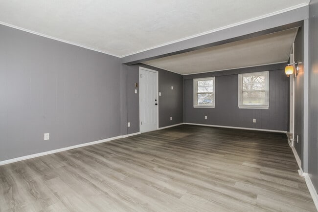 Photo - 4931 Fairfield Cir