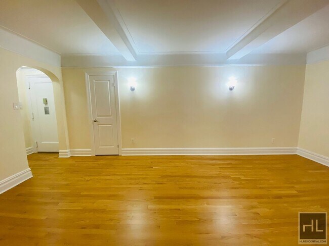 Photo - Christopher Street Unit 1B