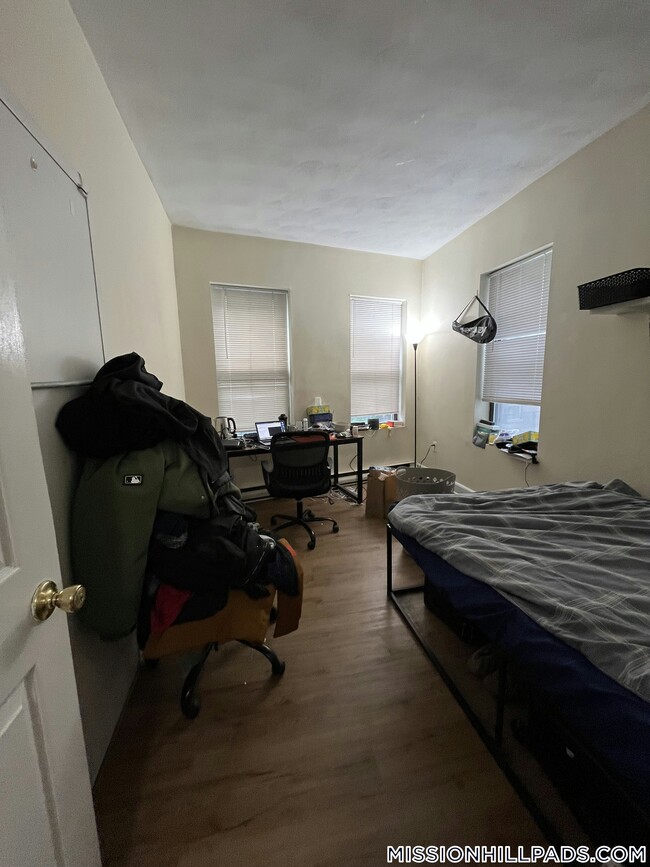 Photo - 891 Huntington Ave Unidad 1