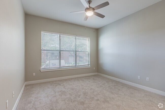 2BR, 2BA - 1,239SF - Primary Bedroom