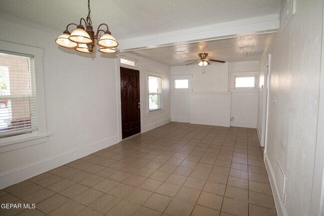 Photo - 3510 Porter Ave
