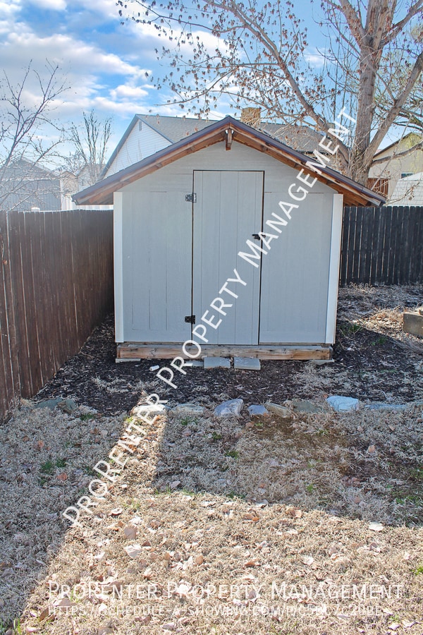 Photo - 4252 S Midland Dr