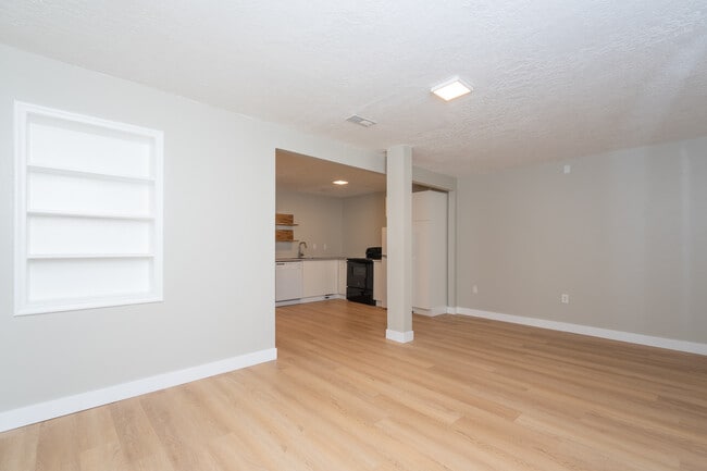 Photo - 2527 Porter Ave Unit 2