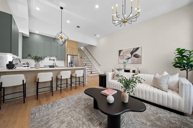 Building Photo - 27 Graham St Unit 2