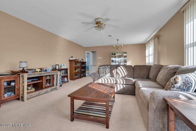 Photo - 63 Hyannis St