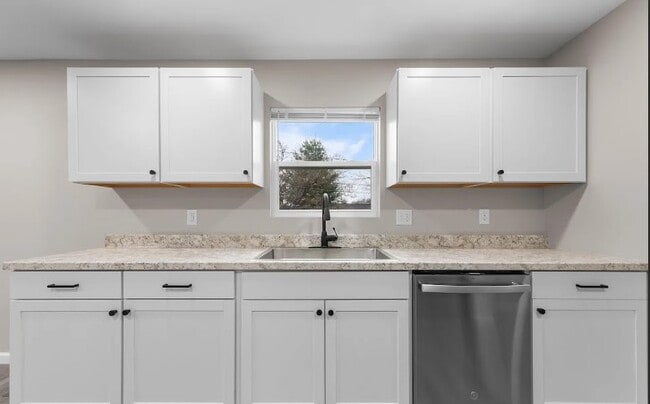 Photo - 302 Susong Dr