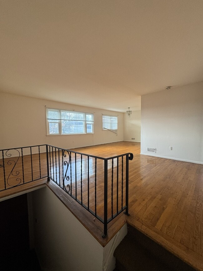 Living Room - 28 Young Ave Unit 2