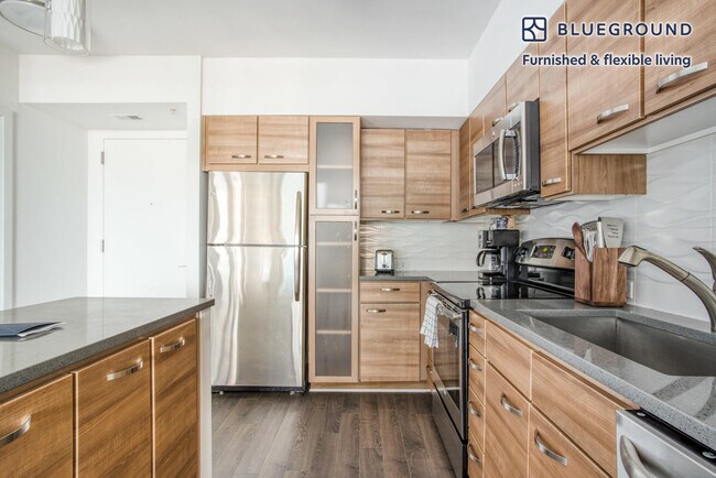 8421 Broad St Unit SI FL6-ID812