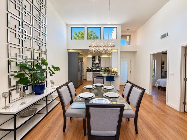 72477 Rolling Knoll Dr