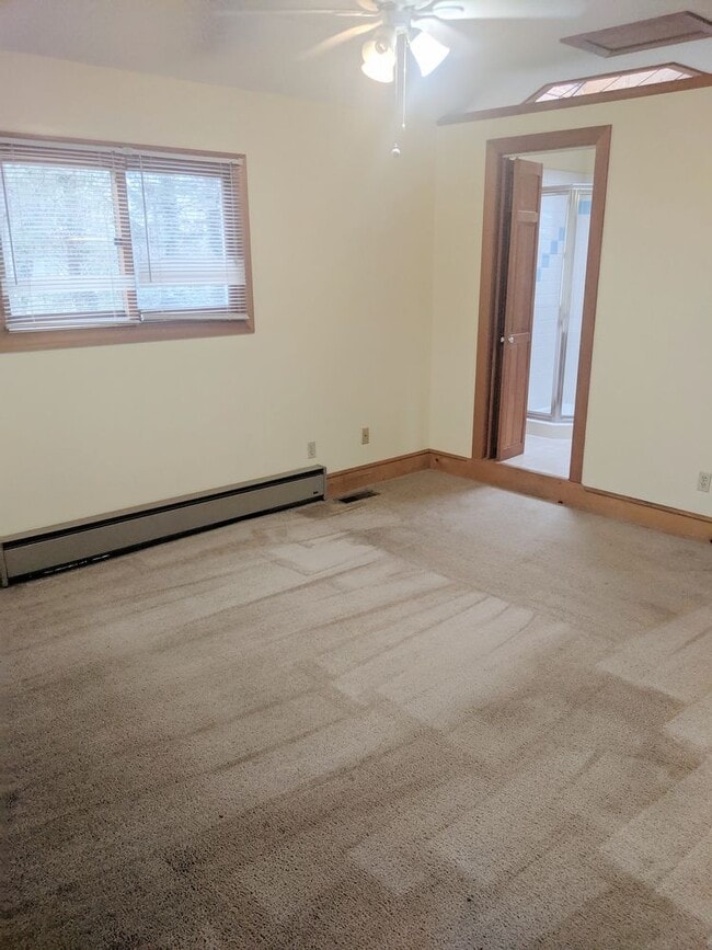 Photo - 712 Cannon Rd