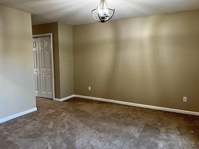 Photo - 125 Faybrook Dr