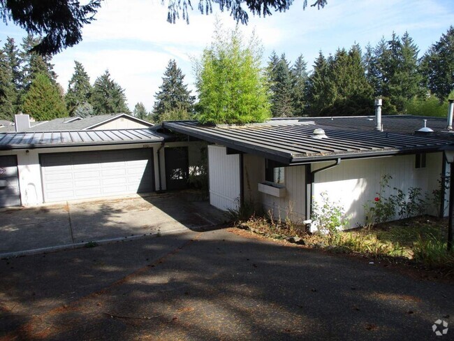 Building Photo - 3 Bedroom 3 Bath Rambler in Gig Harbor Rental