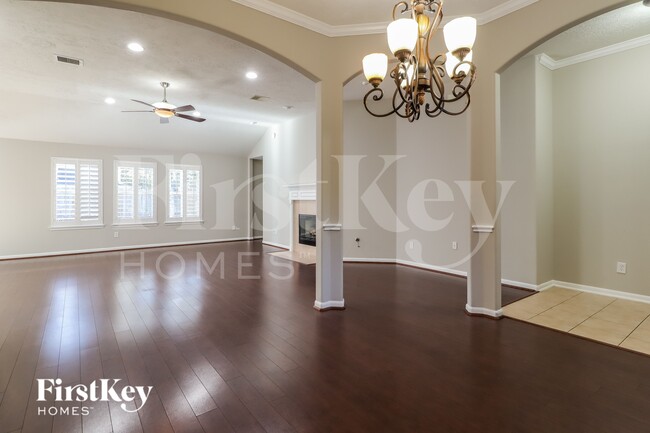 Photo - 27 S Misty Canyon Pl