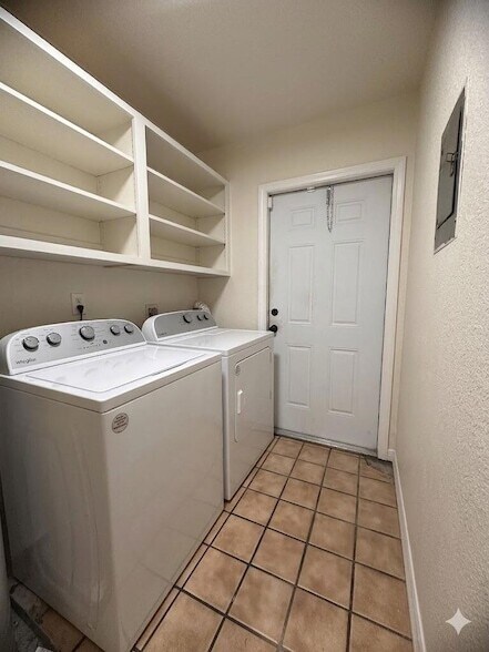 Photo - 3391 Helena Dr Unit 3391