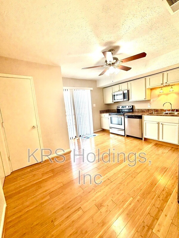 Photo - 167 Kitty Hawk Square