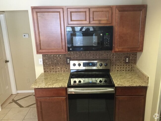 Building Photo - 2/2 Beutiful Condo at Hidden Springs -  Do... Unit #127