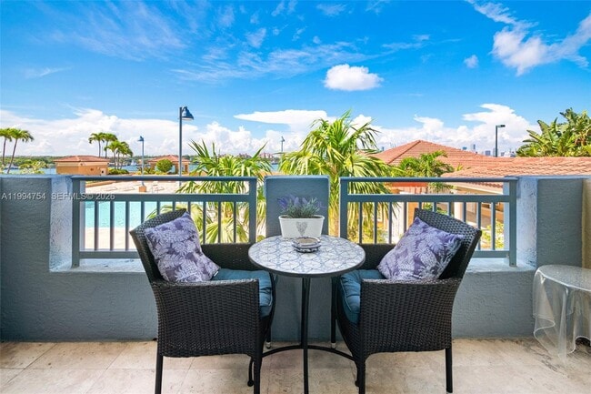 Building Photo - 90 Alton Rd Unit 704