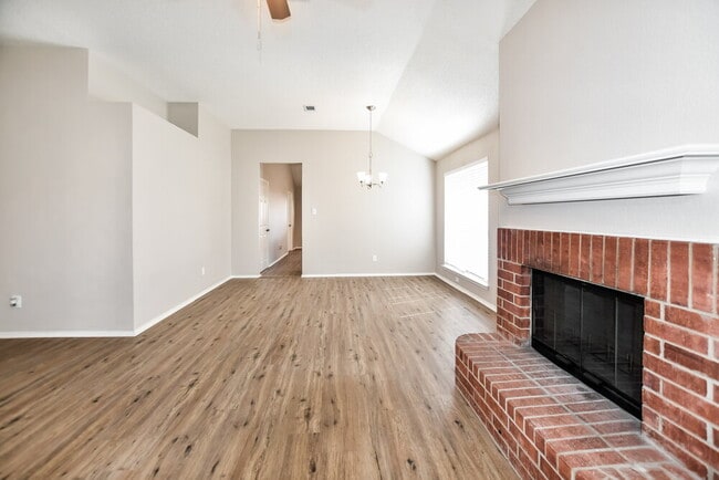 Photo - 2632 Bent Brook Dr