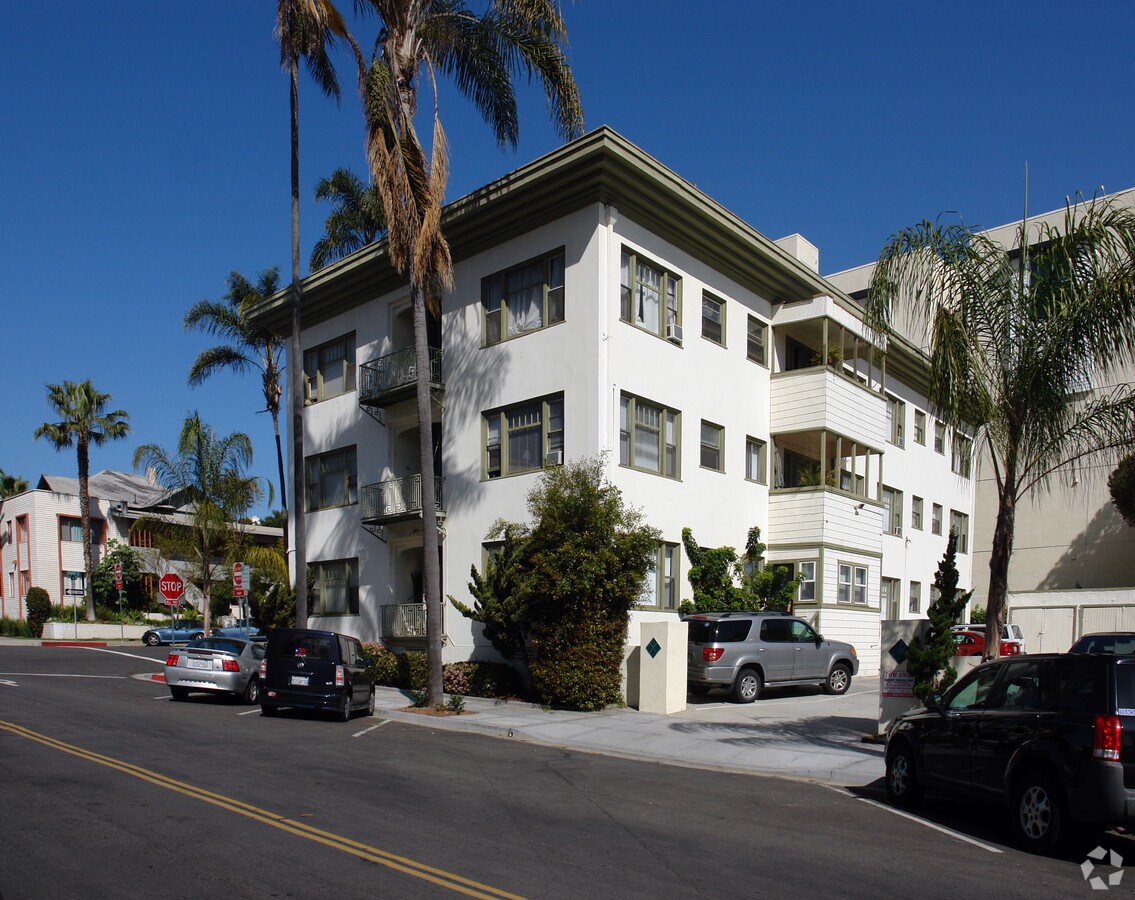 Photo - Mayfair Apartments