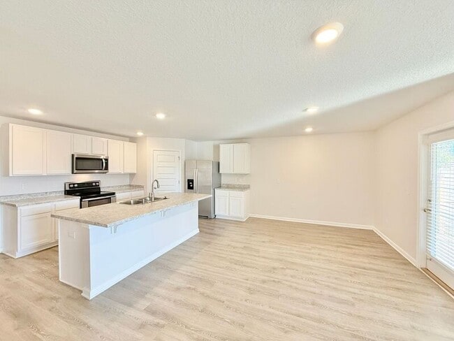 Photo - 5320 Peach Dr