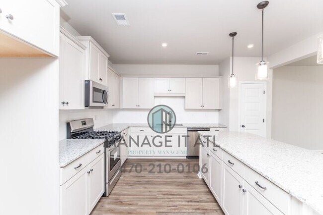 Photo - Elegant Townhouse in City of Buford School District!