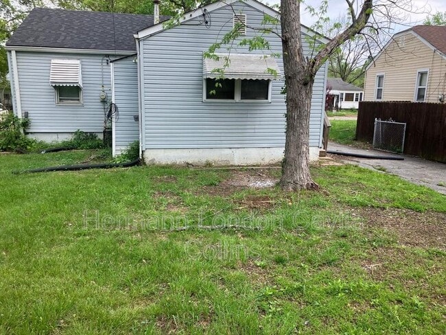 Photo - 7804 Utica Dr