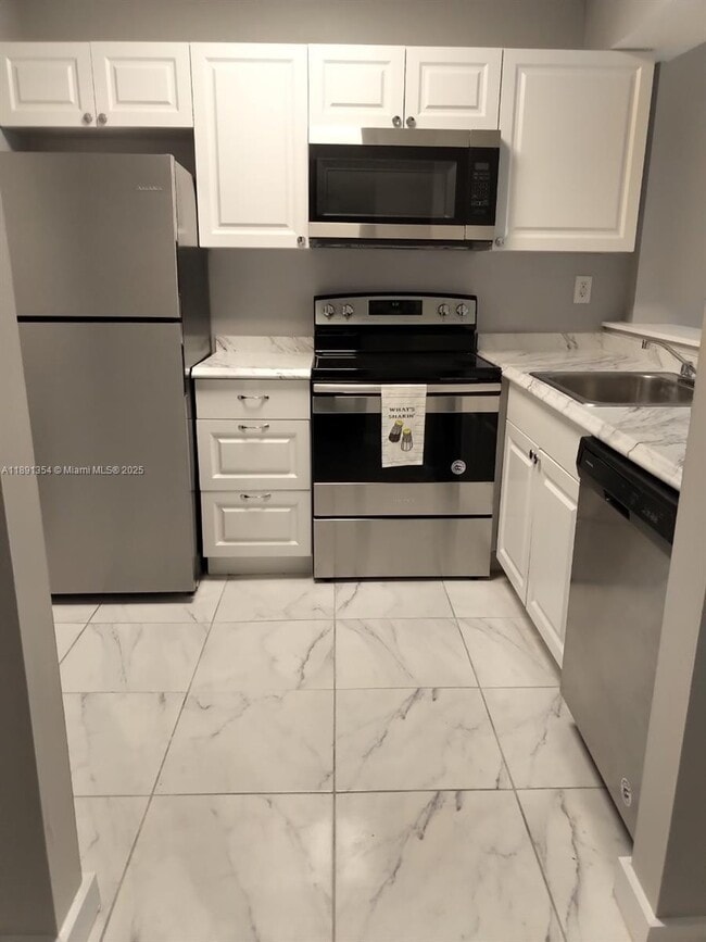 Photo - 16465 NE 22nd Ave Unit 114