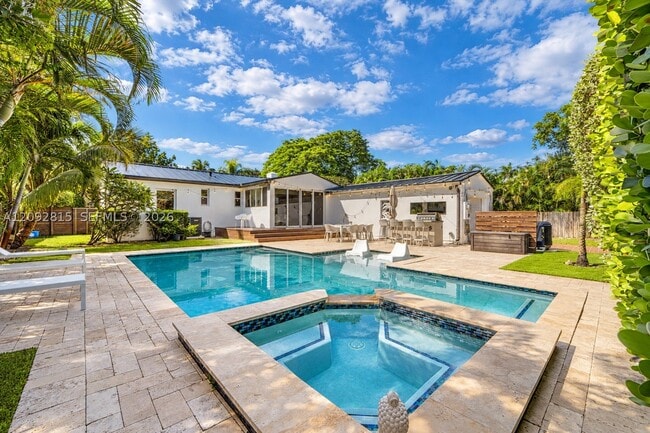 119 NW 110th St
