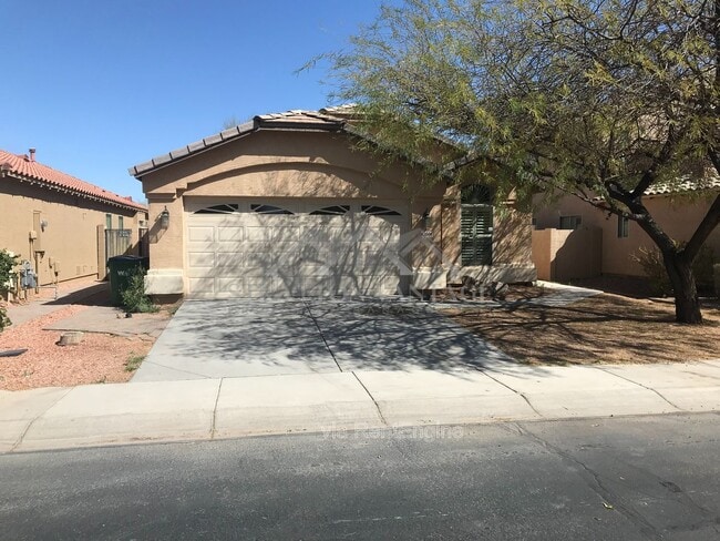 Building Photo - 42006 W Anne Ln