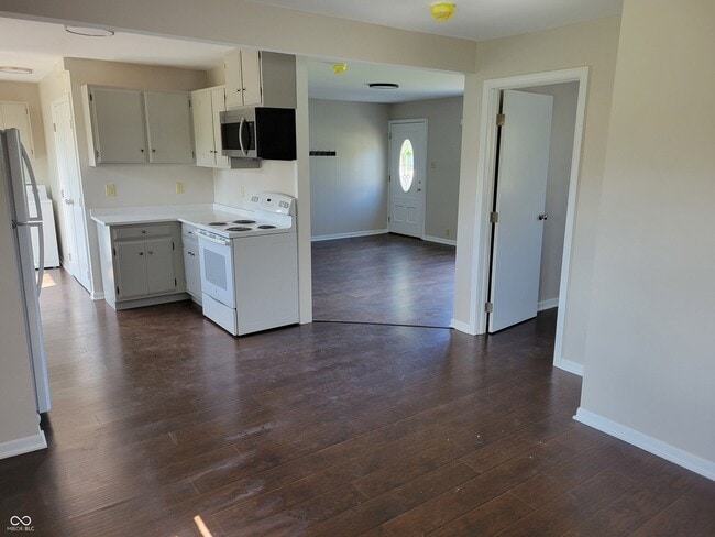 Photo - 10570 Barmore Ave