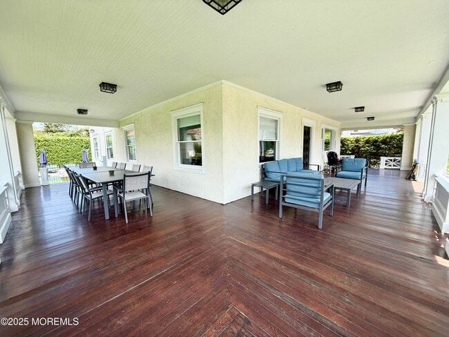 Photo - 125 Cedar Ave