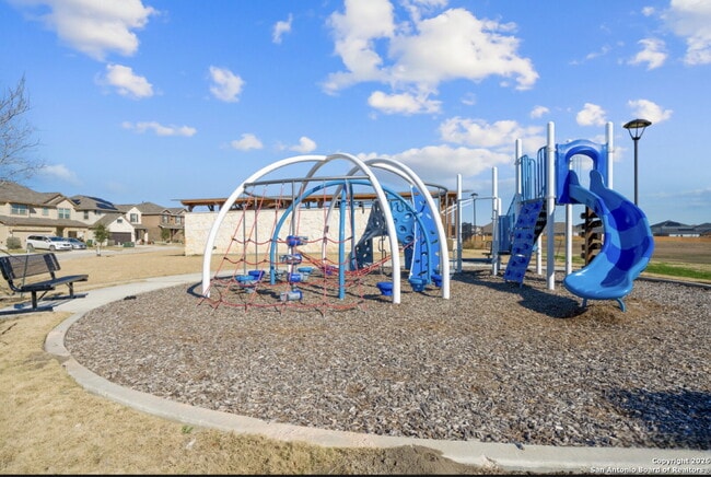 Photo - 8907 Arundal Garden