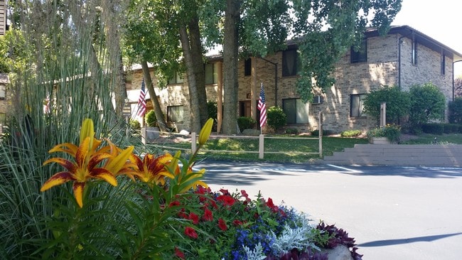Linden Pointe