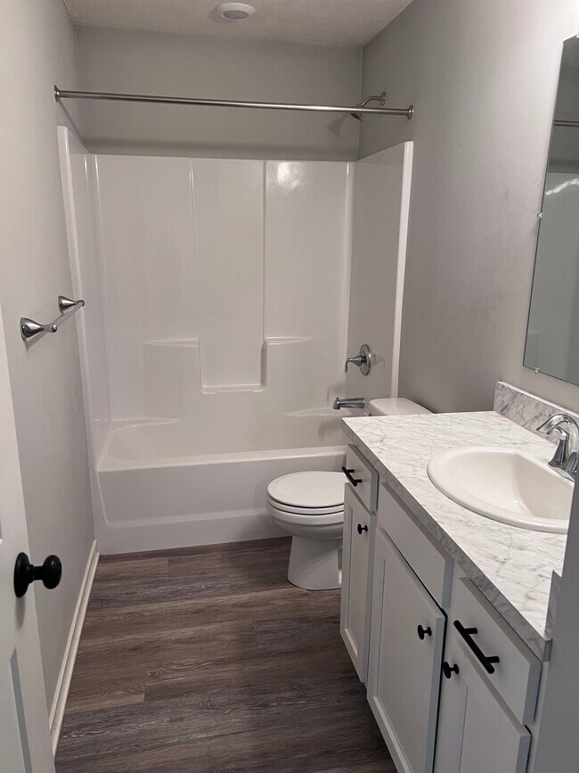 Photo - 232 Sunset St