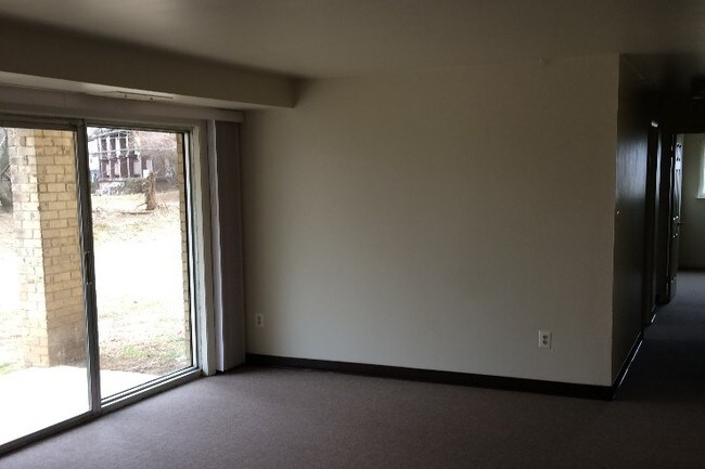 Photo - Brunswick Garden Apartments