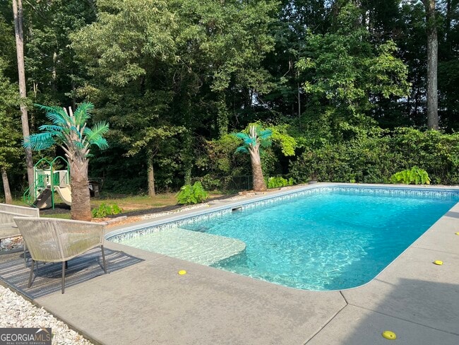 130 Shaw Dr