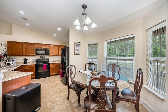 Photo - 239 Tucson Rd SW