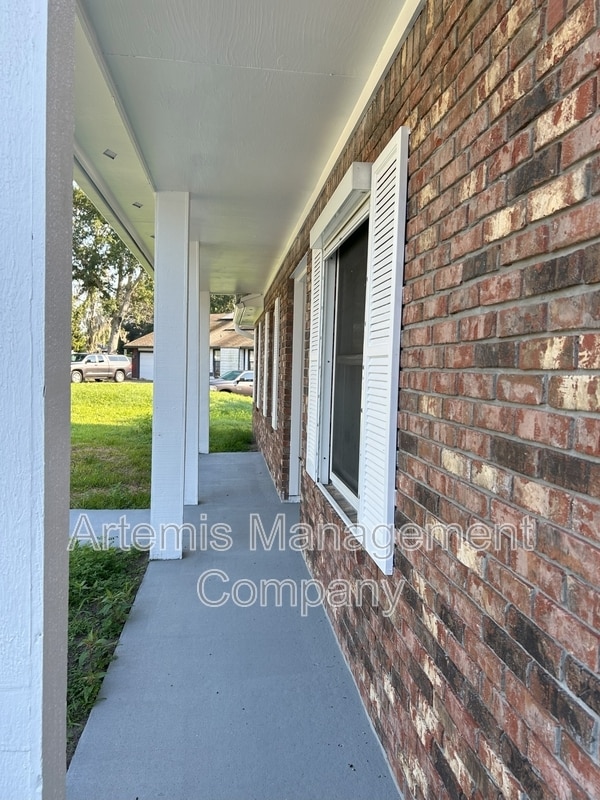 12421 Bears Den Ct