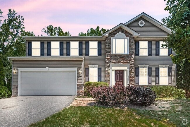 Building Photo - CLOSE TO I-95 & QUANTICO! Rental