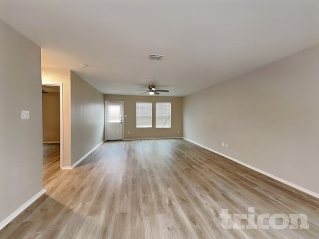 Photo - 8503 Western Tanager