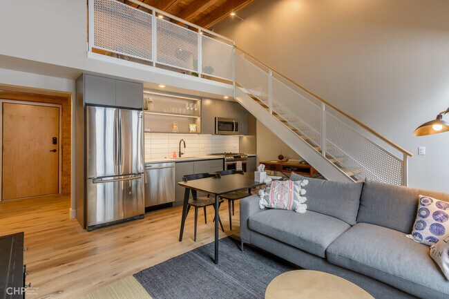 Photo - 729 N Sangamon St Unit 412