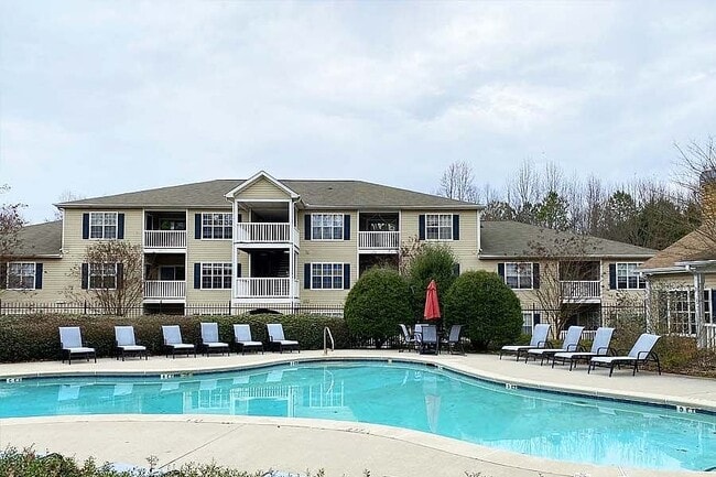Re-Alessia-Gardens-Apartments-Oakwood-GA-View - Alessia Gardens