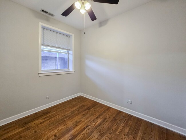 Photo - 3509 N Fremont St Unit 3S