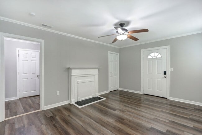 Photo - Large East Savannah 2BR/1BA Home For Rent