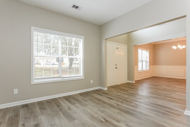 Photo - 5382 Winding Glen Dr