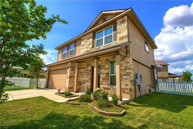 Photo - 2014 Barker House Cv