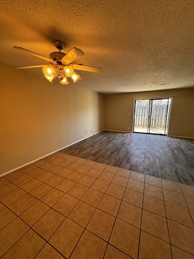 Photo - 1818 S 13th Pl