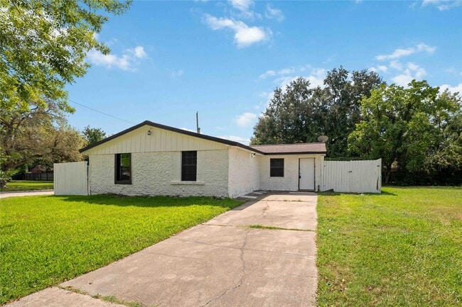Photo - 2101 W Gulf St