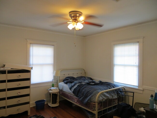 Photo - 5419 Story St