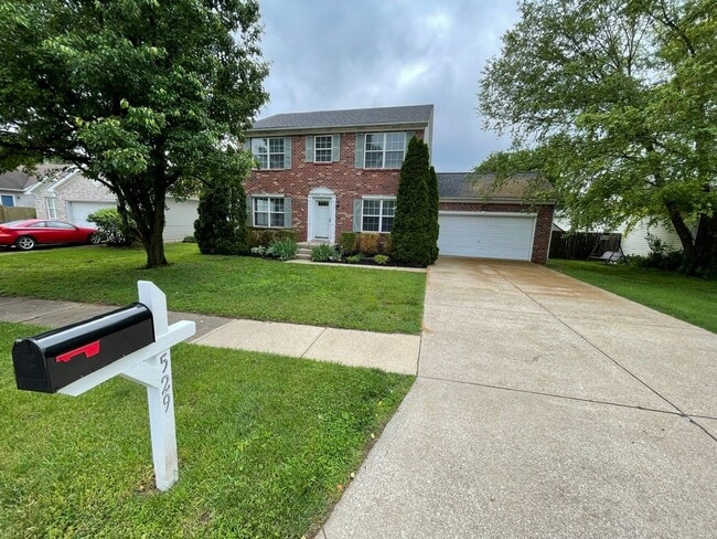 Building Photo - Home For Rent in Shelbyville KY